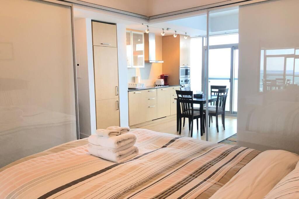 Appartement Magnificient View Next Cn Tower/rogers/union/mtcc *